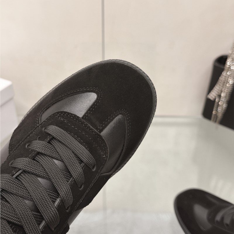 Women Men Vintage German Train - Men Shoes Trainers ulasan dan harga